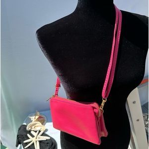 Jen & Co Faux Leather Crossbody handbag Hot Pink Purse